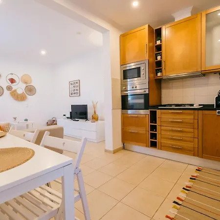 בית נופש Tree House - Casa Laranjeira *