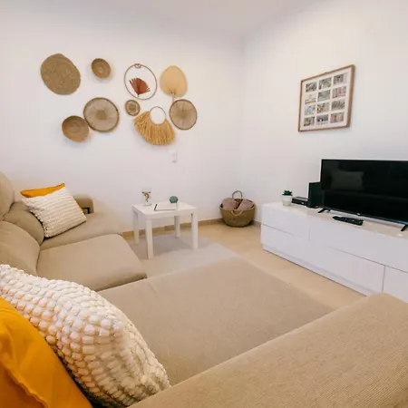 Tree House - Casa Laranjeira בית נופש Quinta do Conde