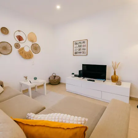 בית נופש Tree House - Casa Laranjeira Quinta do Conde