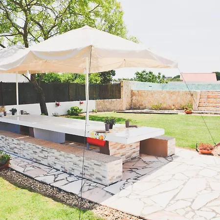 בית נופש Tree House - Casa Laranjeira *